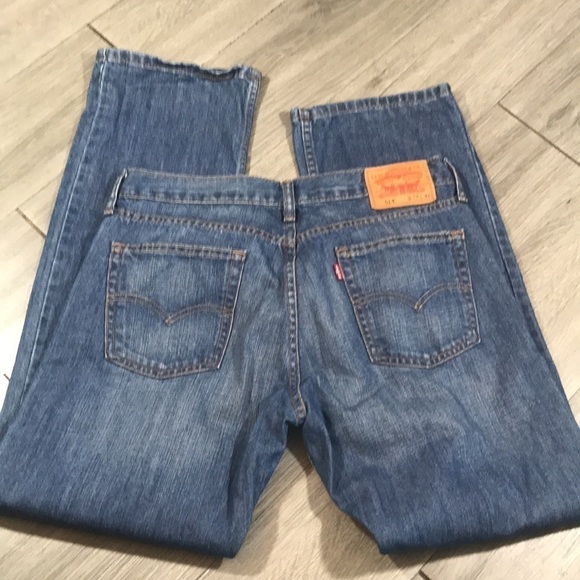 Levi’s 514 Medium Wash Blue Slim Straight 100% Cotton Jeans size 34x32 - Picture 4 of 9